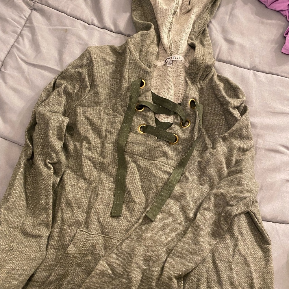Small Criss Cross string lightweight hoodie